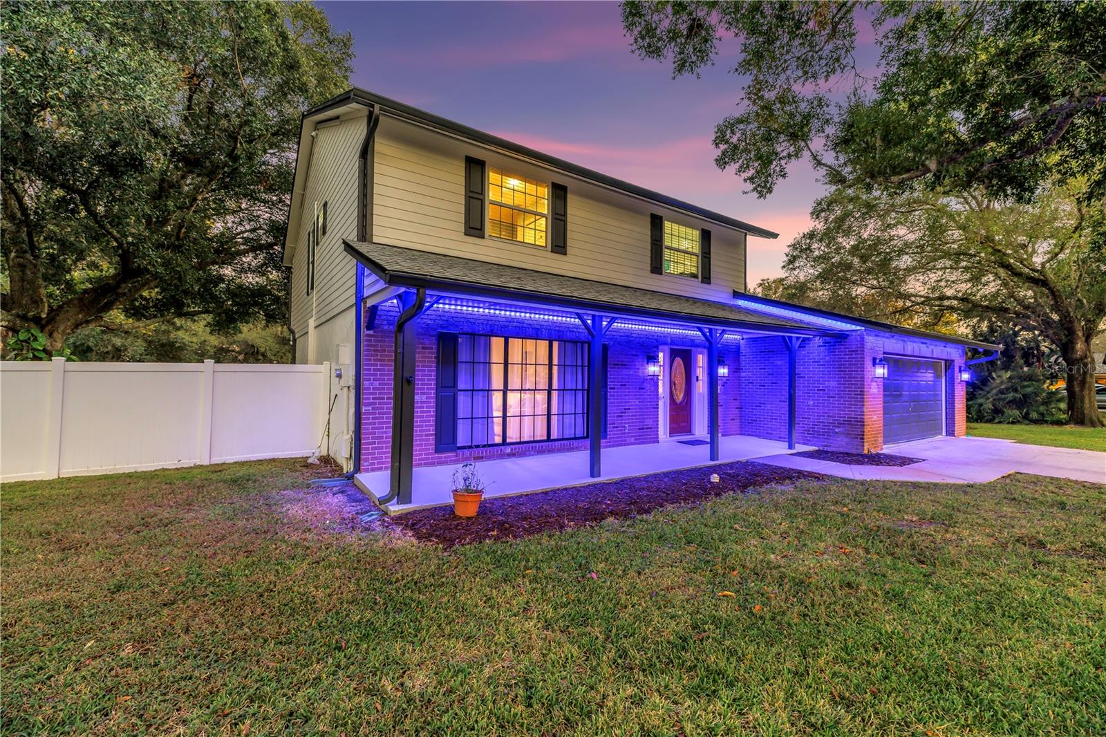 Image 46 of 47 For 18009 Lindawoods Street