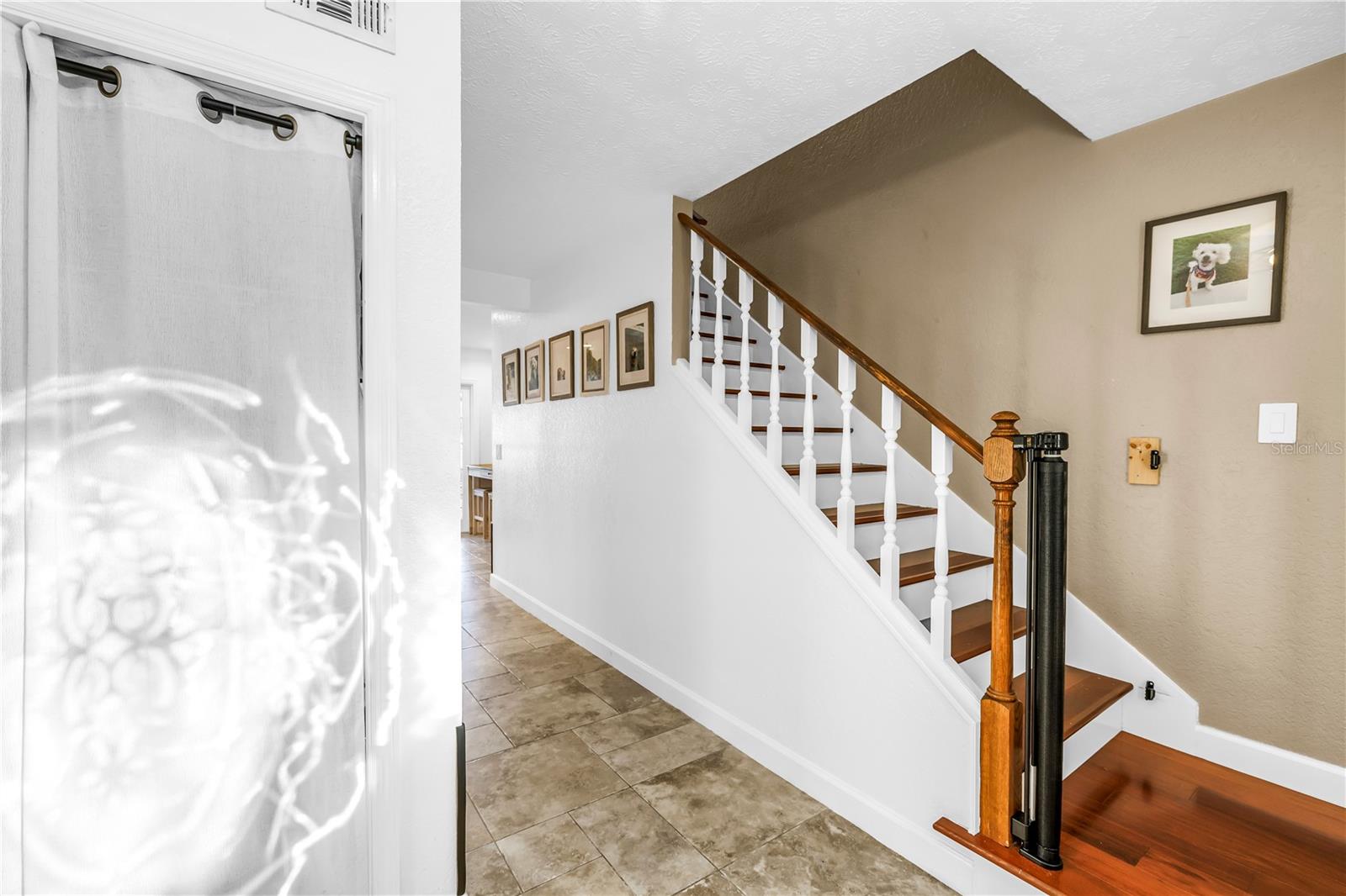 Image 7 of 47 For 18009 Lindawoods Street