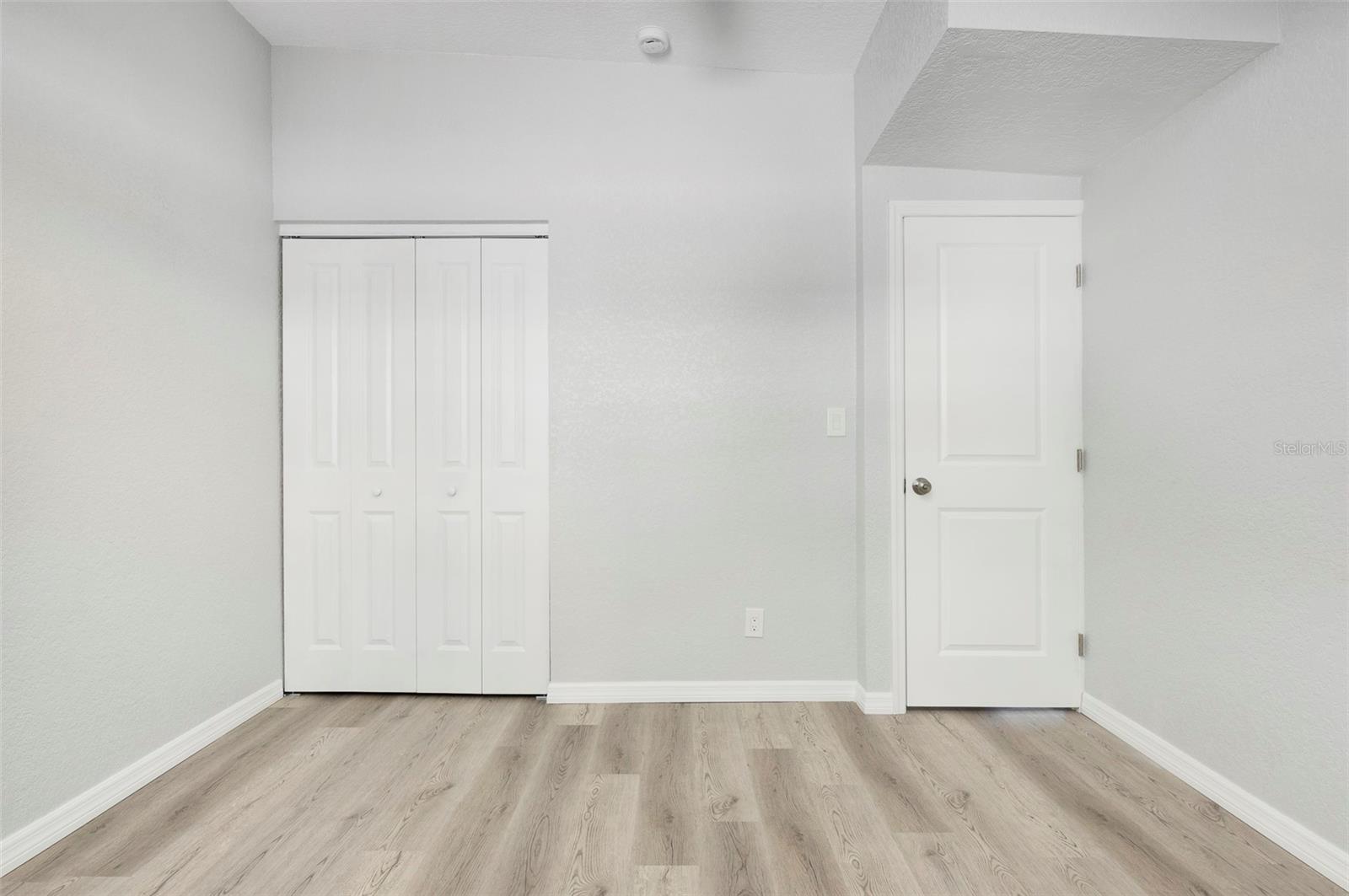 Image 12 of 23 For 304 Madeira Avenue 300
