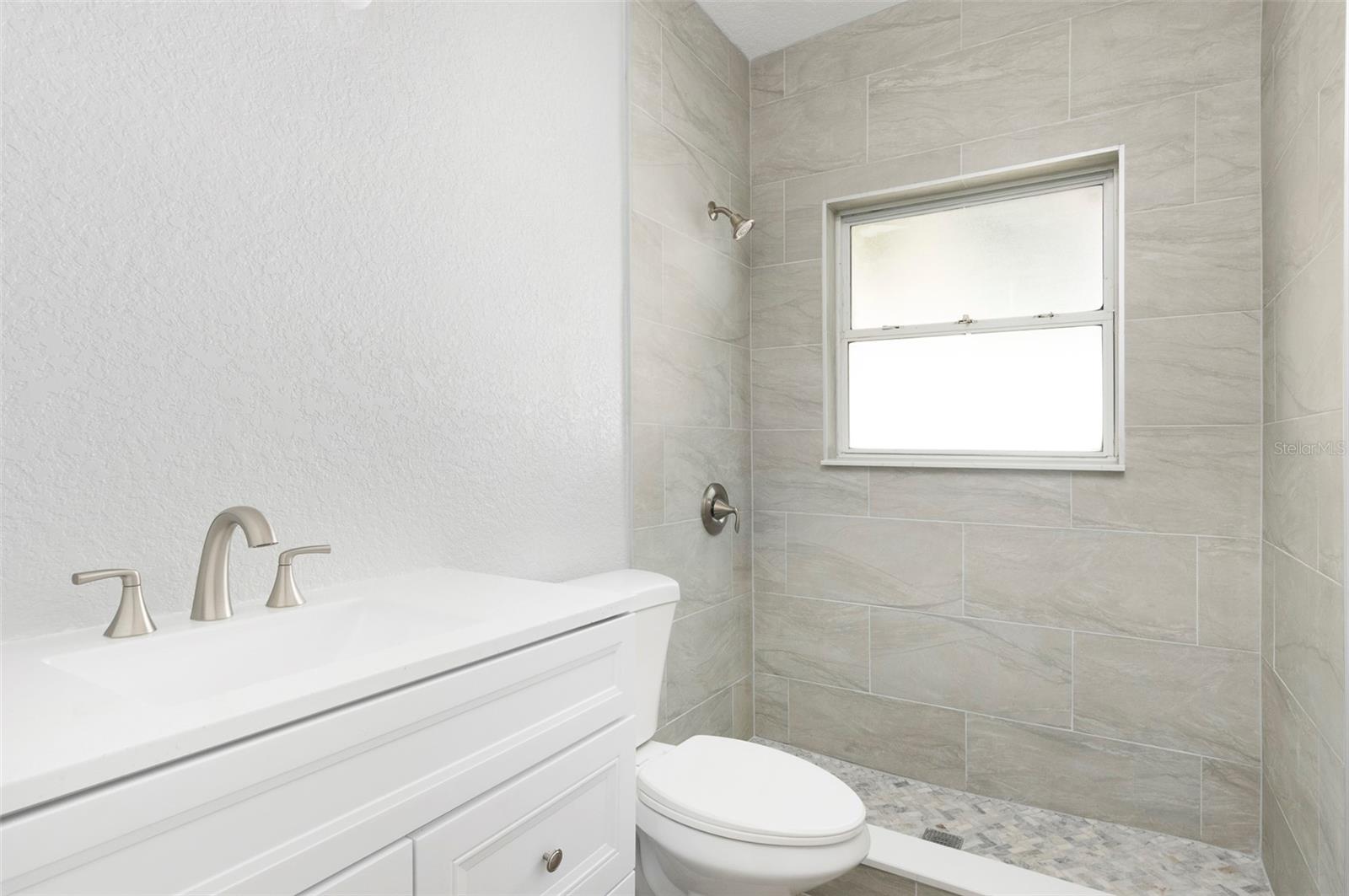 Image 13 of 23 For 304 Madeira Avenue 300