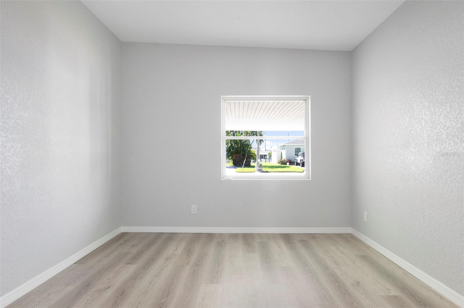 Image 14 of 23 For 304 Madeira Avenue 300