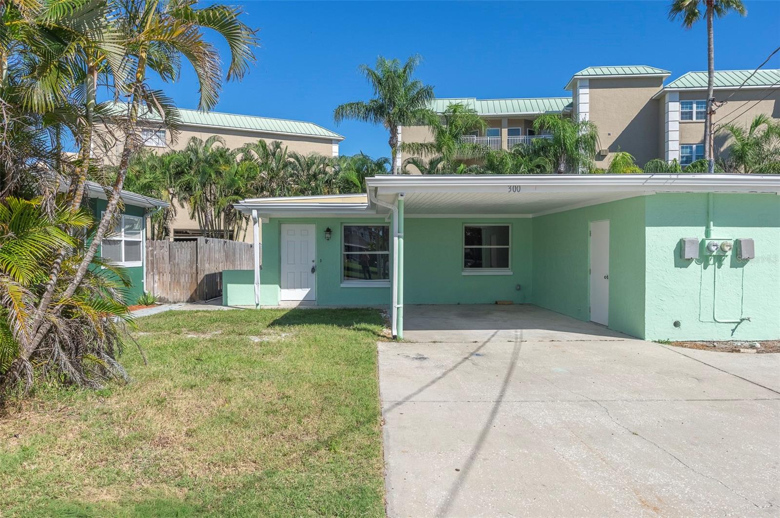 Image 20 of 23 For 304 Madeira Avenue 300