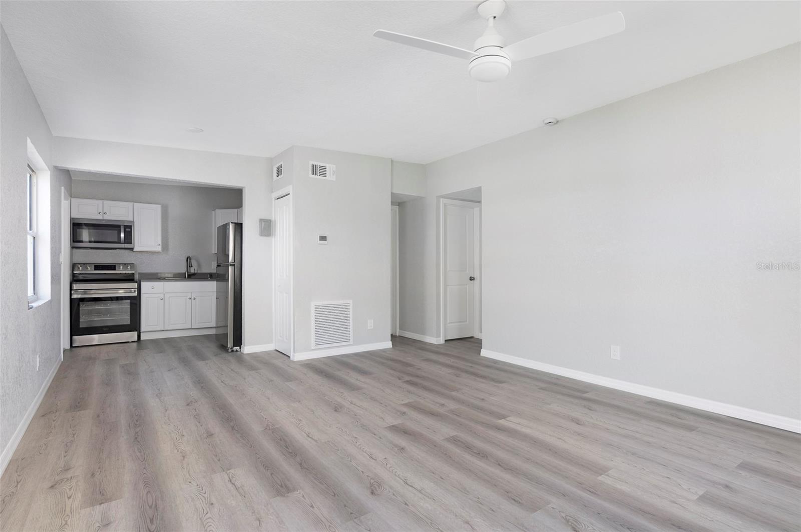 Image 3 of 23 For 304 Madeira Avenue 300