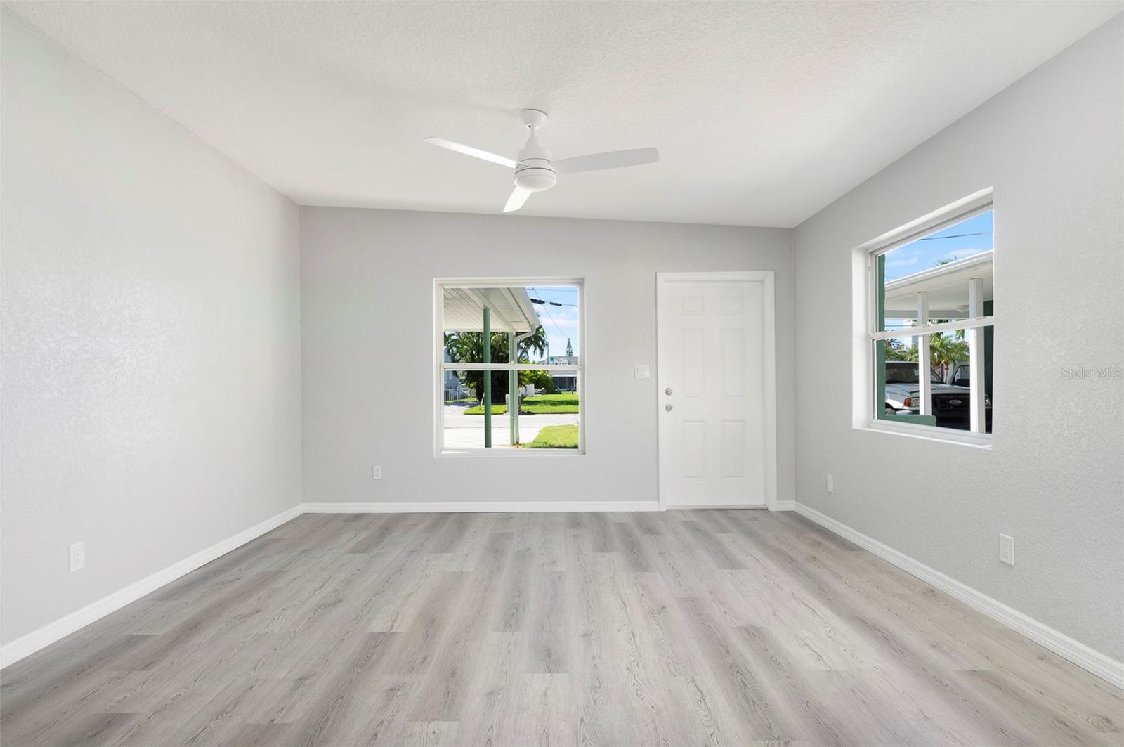 Image 5 of 23 For 304 Madeira Avenue 300