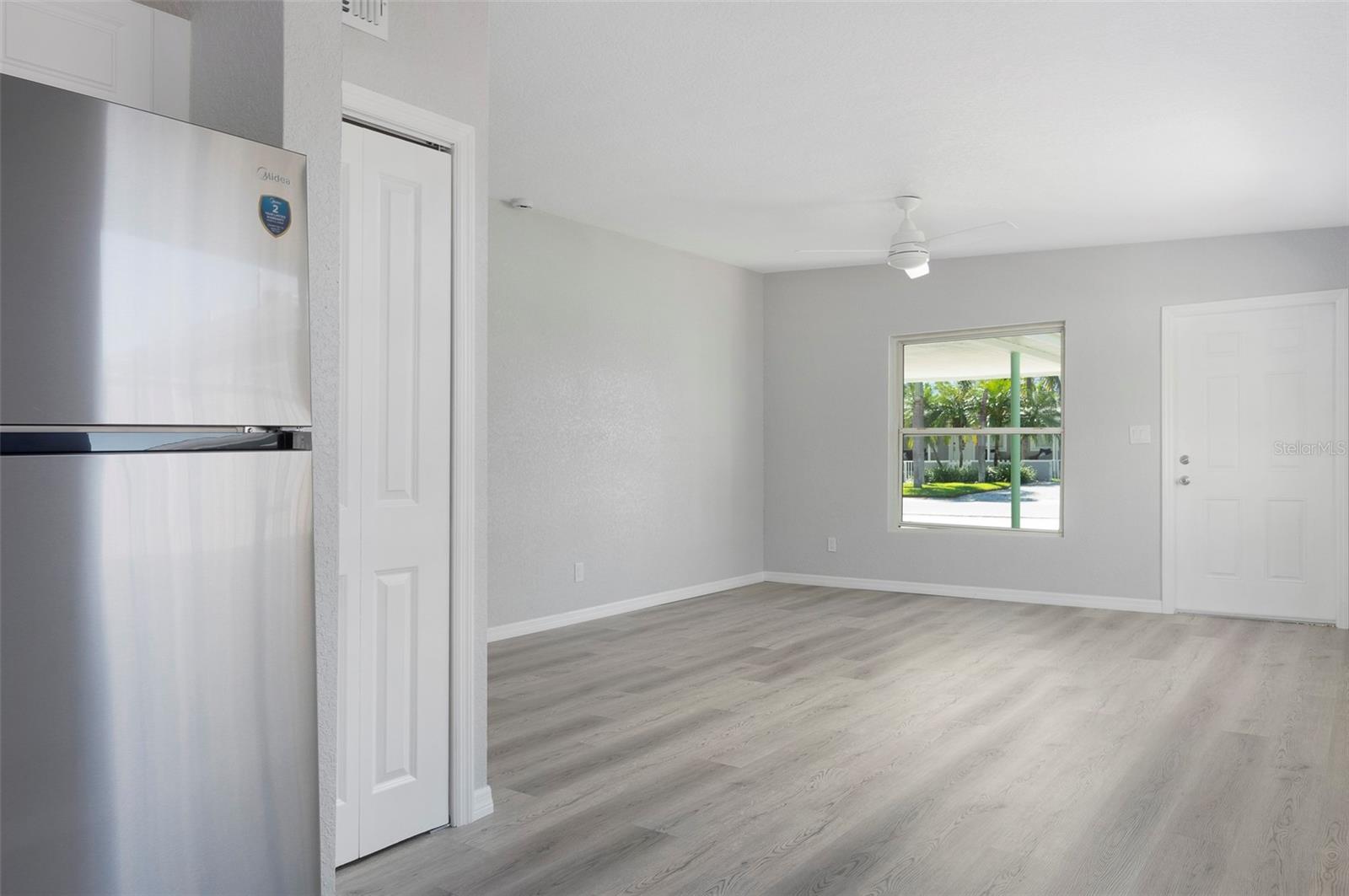Image 9 of 23 For 304 Madeira Avenue 300