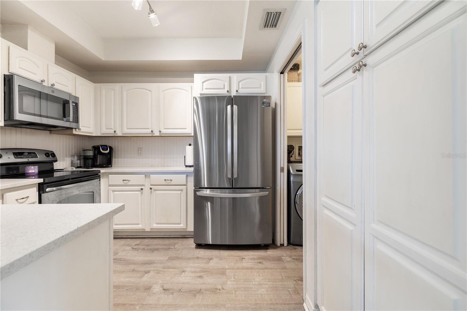 Image 13 of 36 For 4704 Canterbury Drive