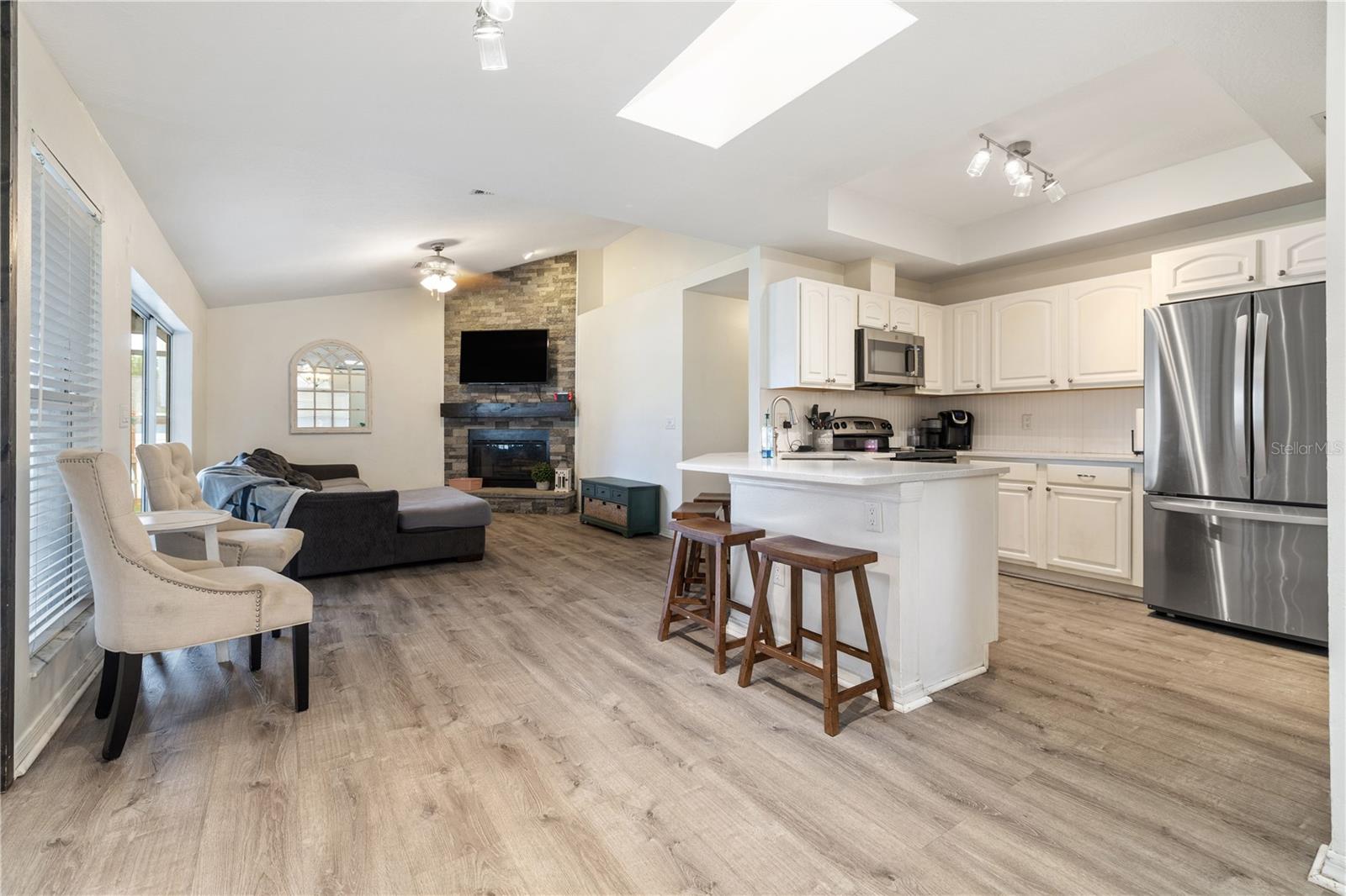 Image 8 of 36 For 4704 Canterbury Drive