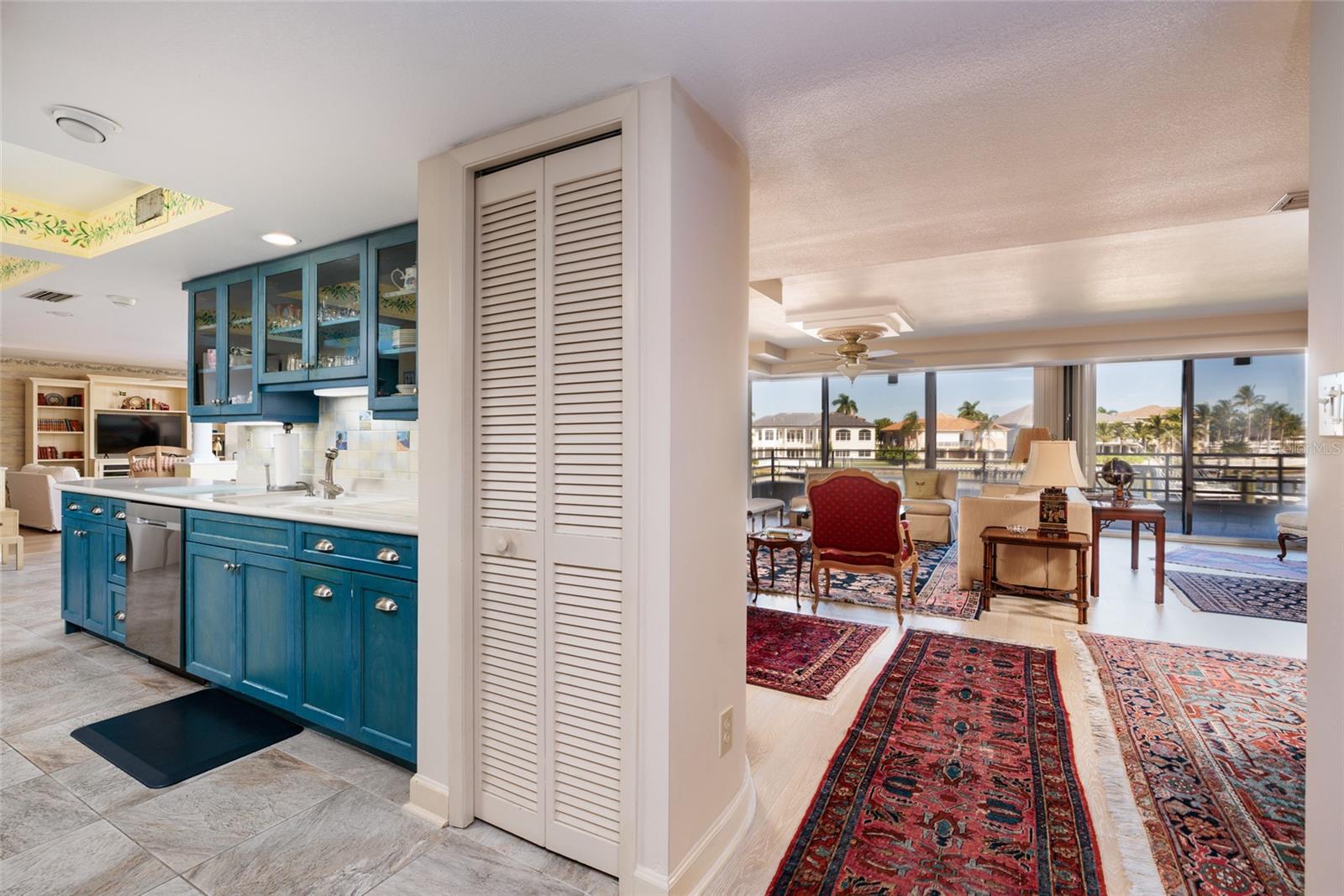 Image 12 of 100 For 2795 Kipps Colony Drive S 101-102