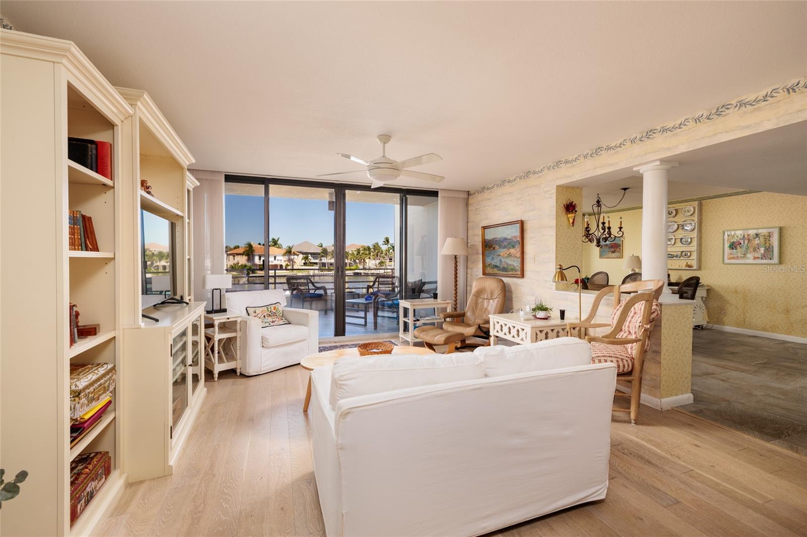 Image 21 of 100 For 2795 Kipps Colony Drive S 101-102