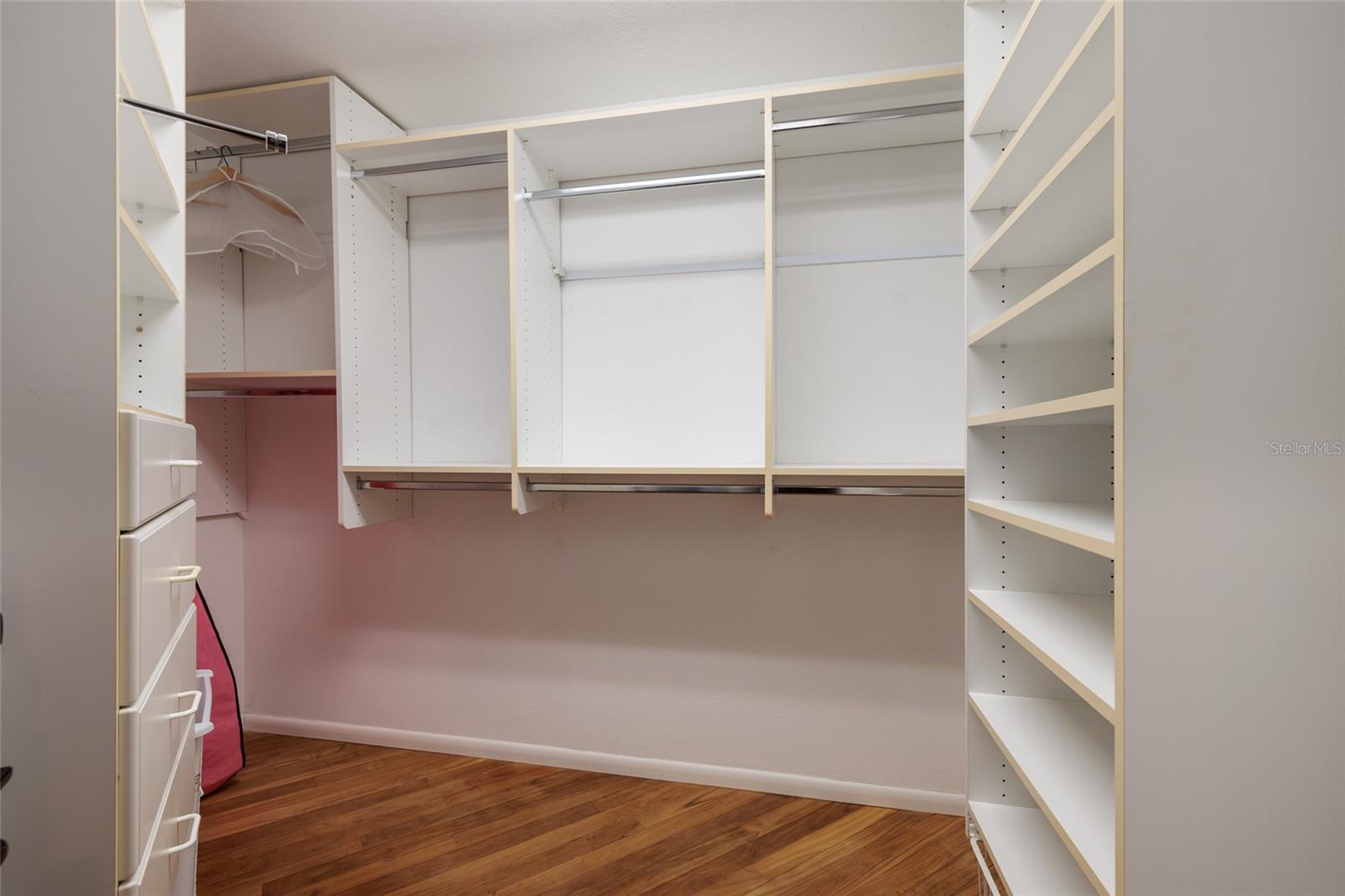 Image 36 of 100 For 2795 Kipps Colony Drive S 101-102