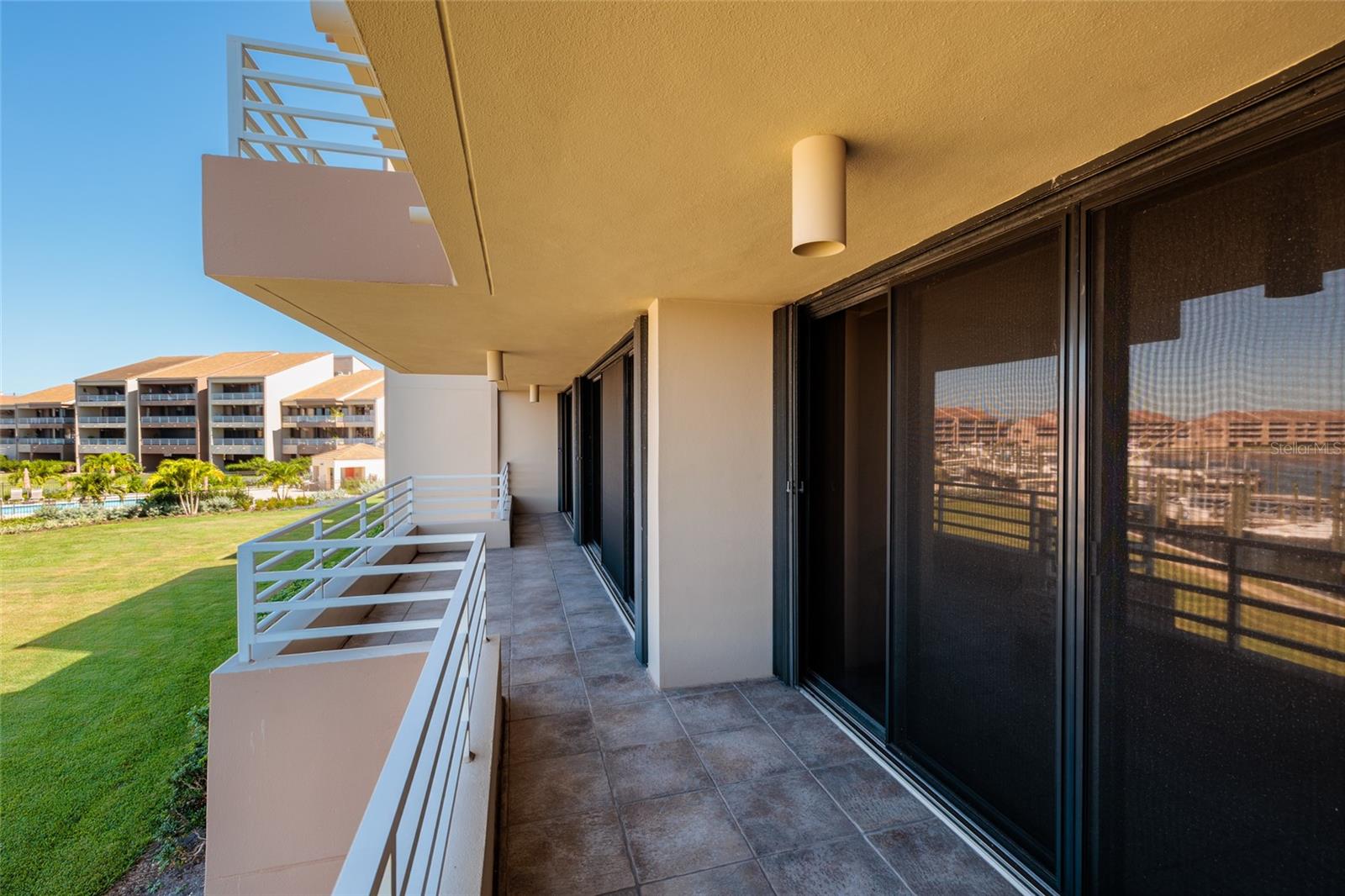 Image 44 of 100 For 2795 Kipps Colony Drive S 101-102