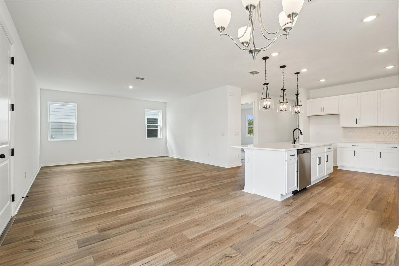 Image 10 of 42 For 2491 Zuni Road