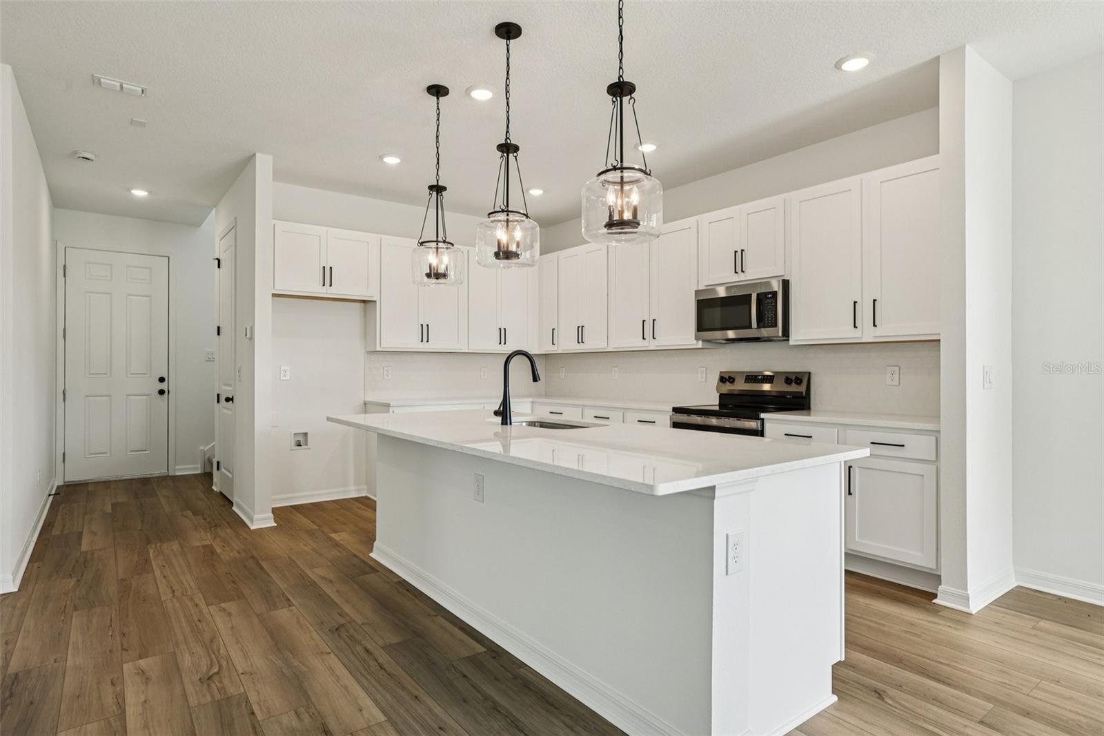 Image 11 of 42 For 2491 Zuni Road