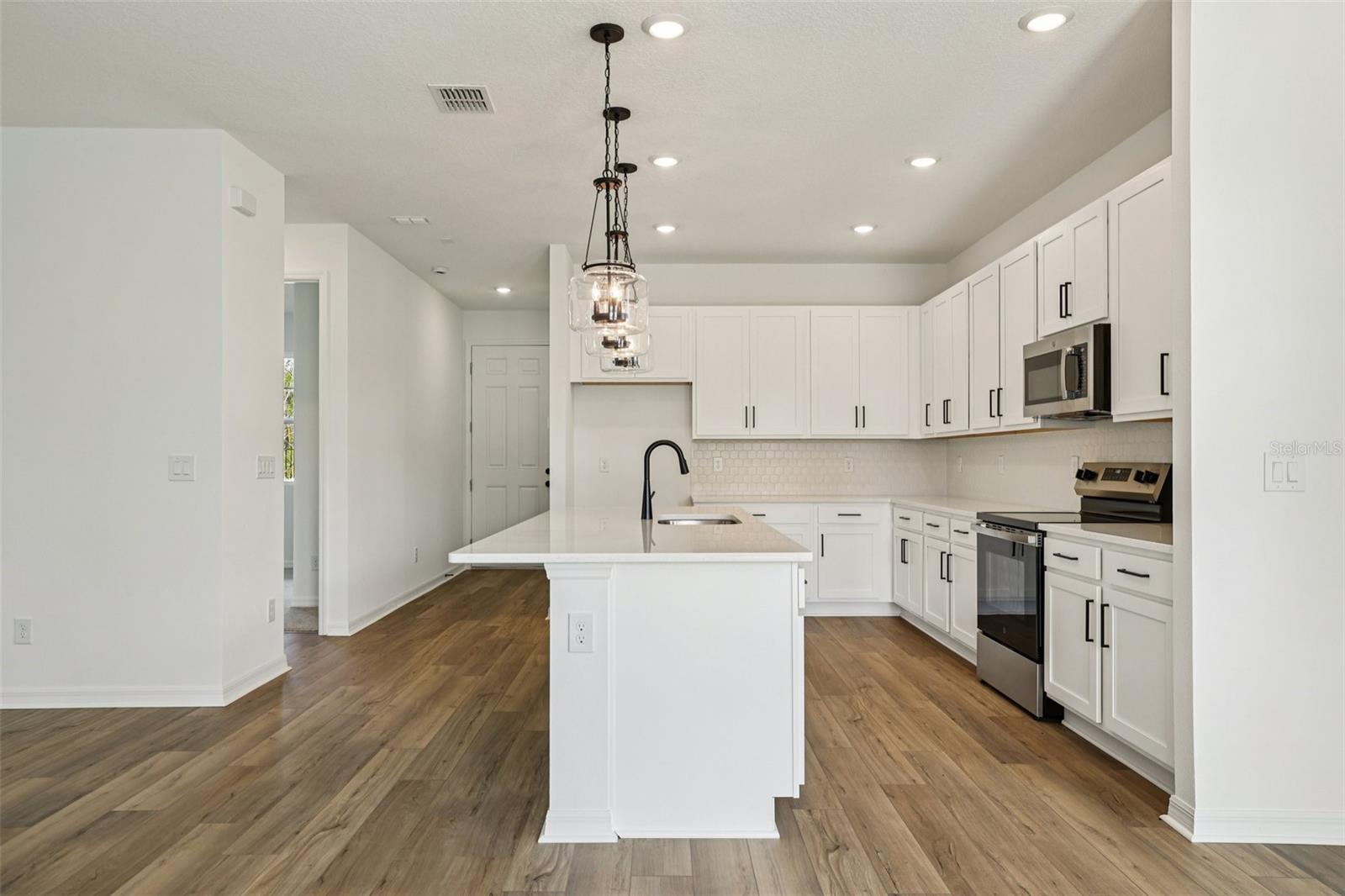 Image 12 of 42 For 2491 Zuni Road