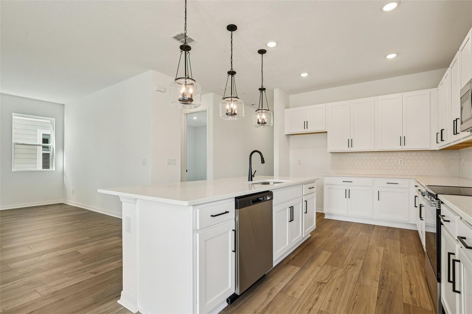 Image 13 of 42 For 2491 Zuni Road