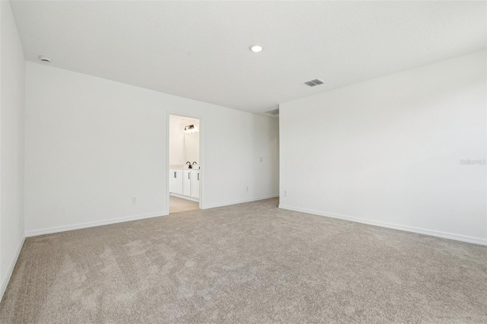 Image 31 of 42 For 2491 Zuni Road