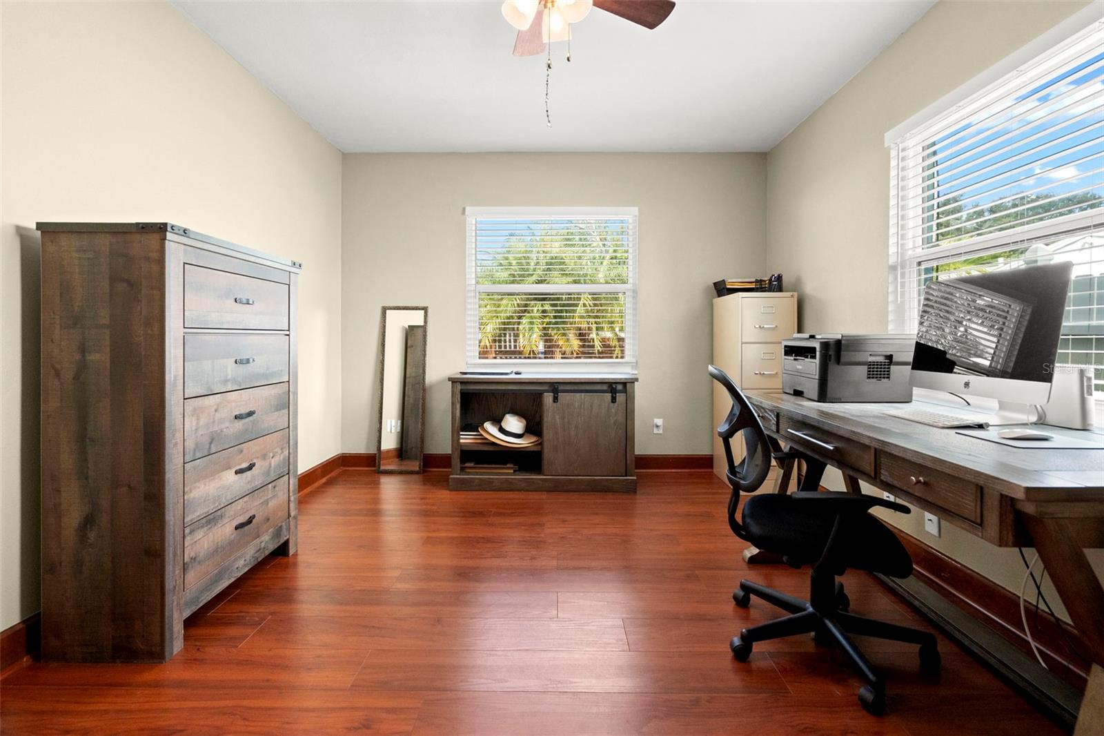 Image 21 of 50 For 1419 Gray Street S