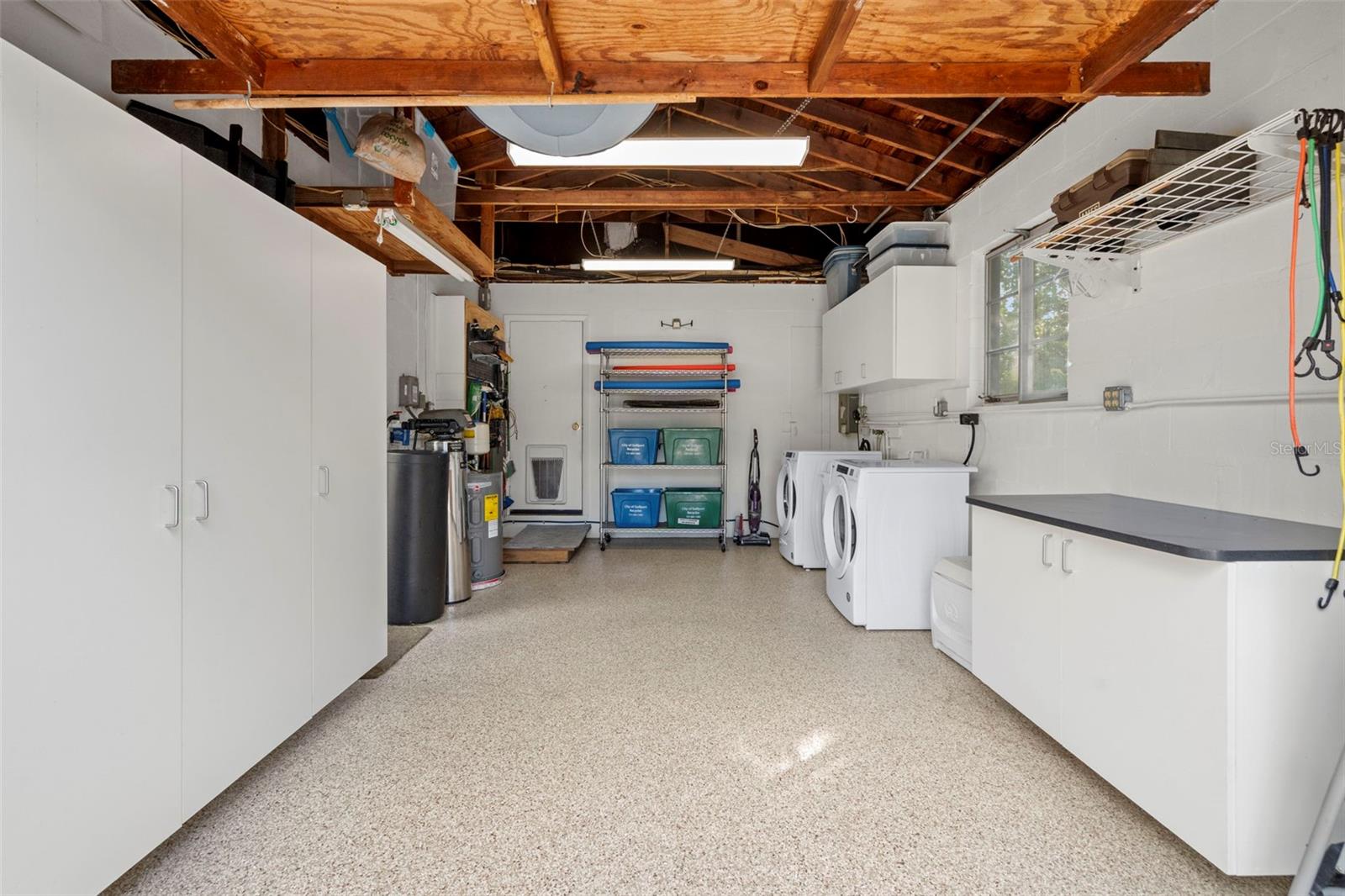 Image 35 of 50 For 1419 Gray Street S