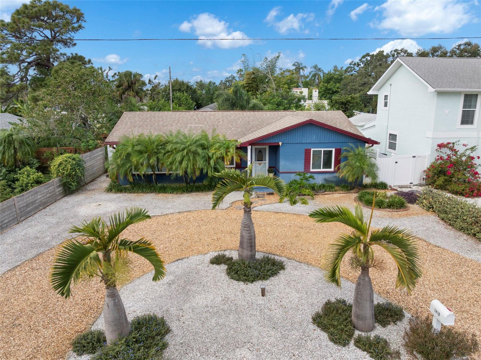 Image 37 of 50 For 1419 Gray Street S