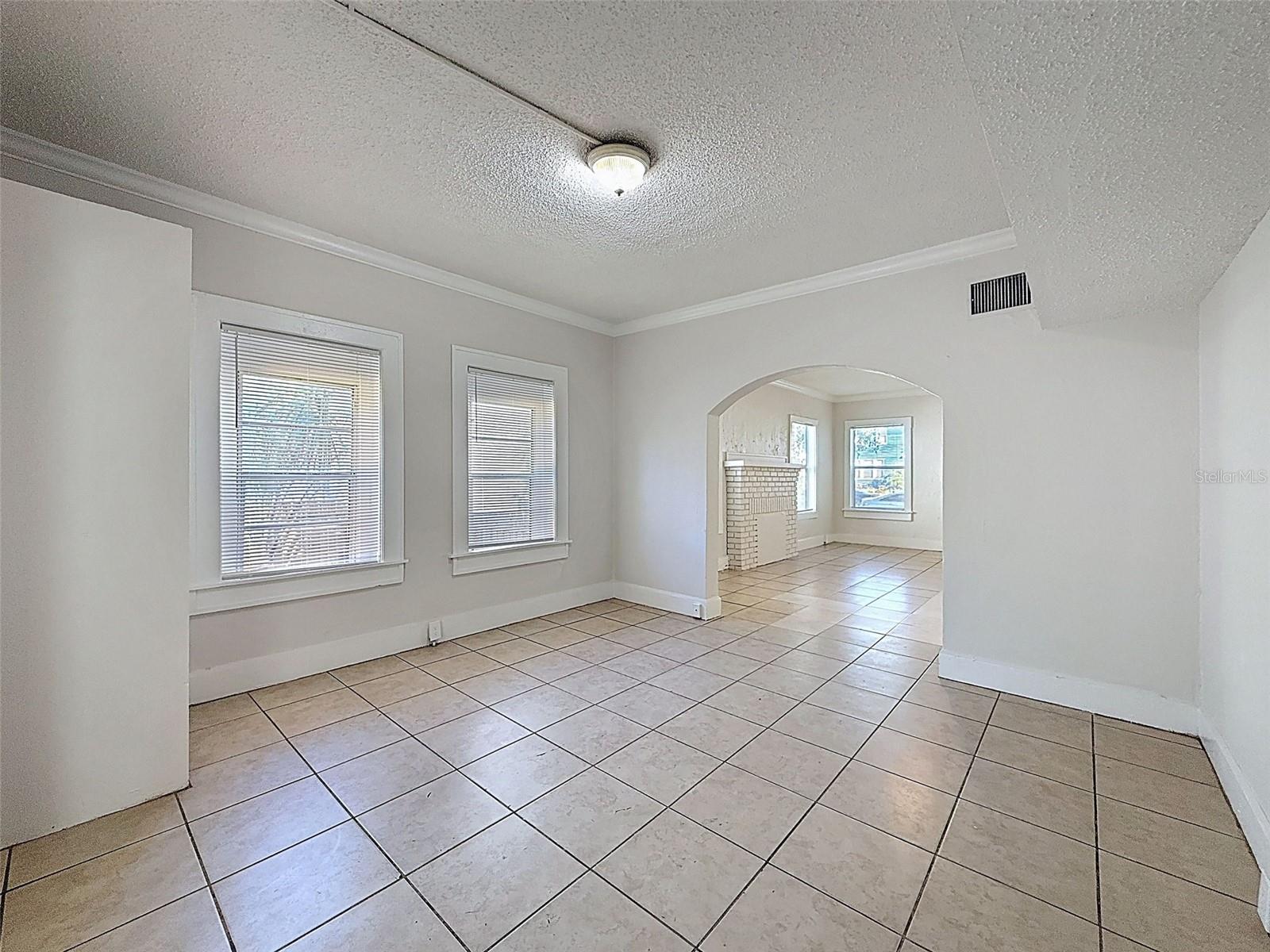 Image 14 of 51 For 1644 20th Avenue S