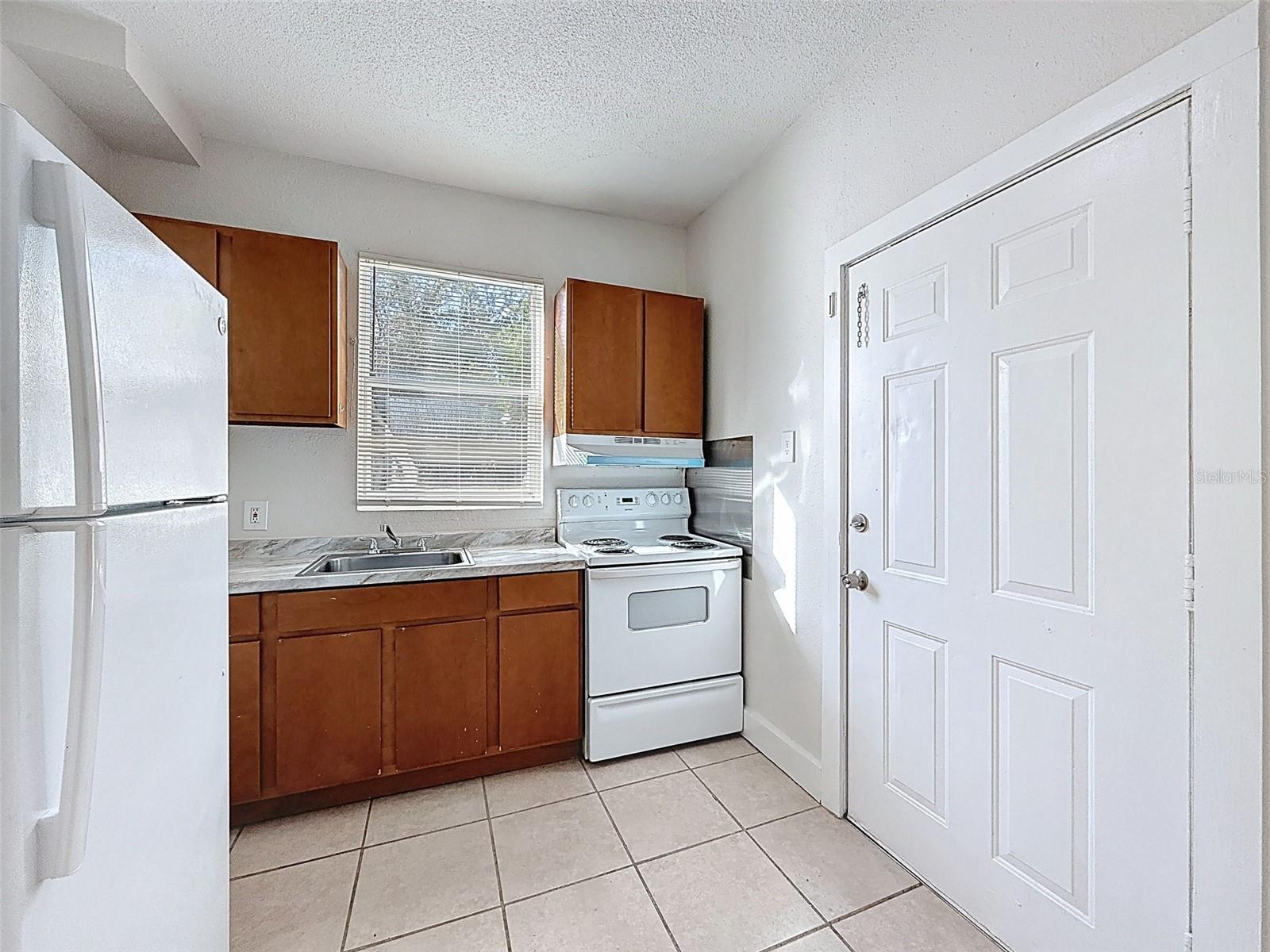 Image 19 of 51 For 1644 20th Avenue S