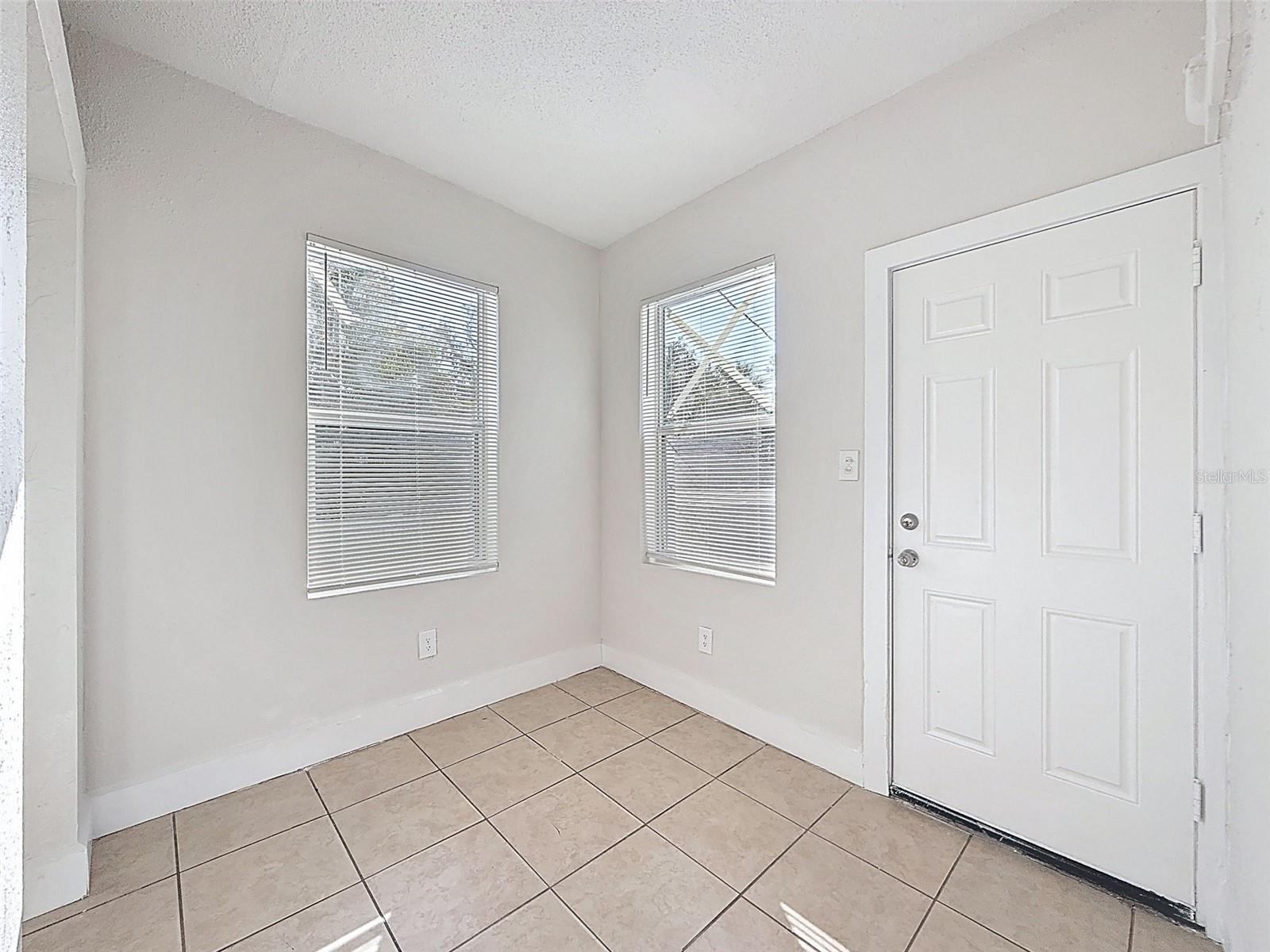 Image 20 of 51 For 1644 20th Avenue S