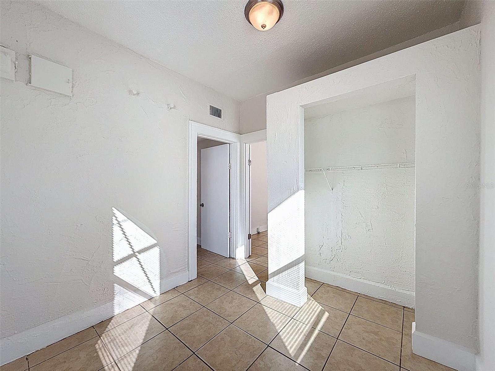 Image 24 of 51 For 1644 20th Avenue S