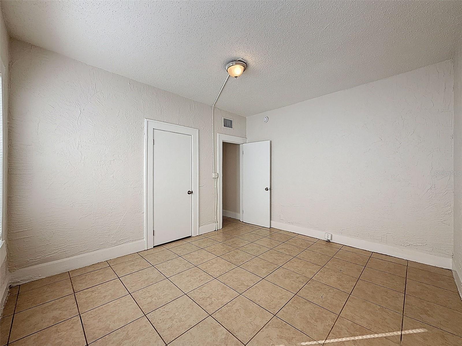 Image 36 of 51 For 1644 20th Avenue S