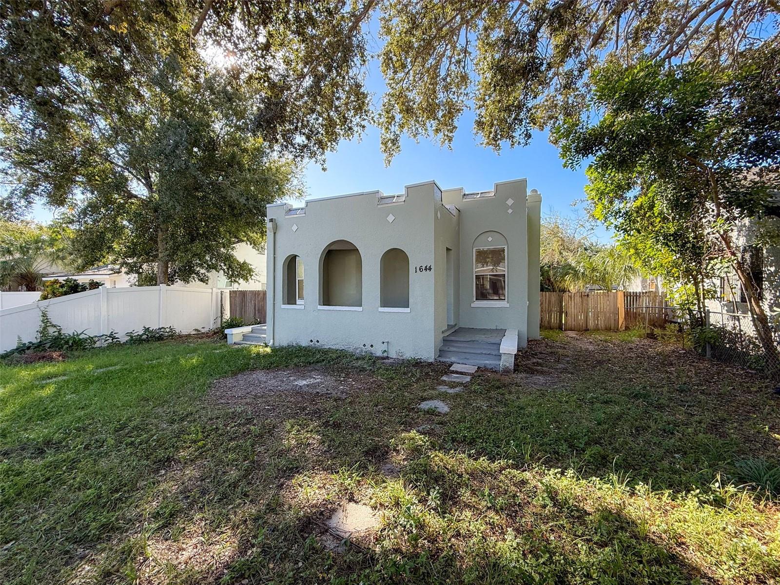 Image 41 of 51 For 1644 20th Avenue S