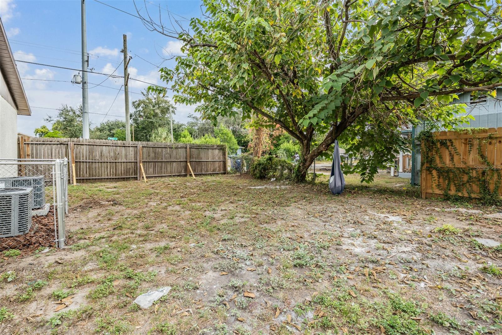 Image 23 of 25 For 8317 Marks Street A