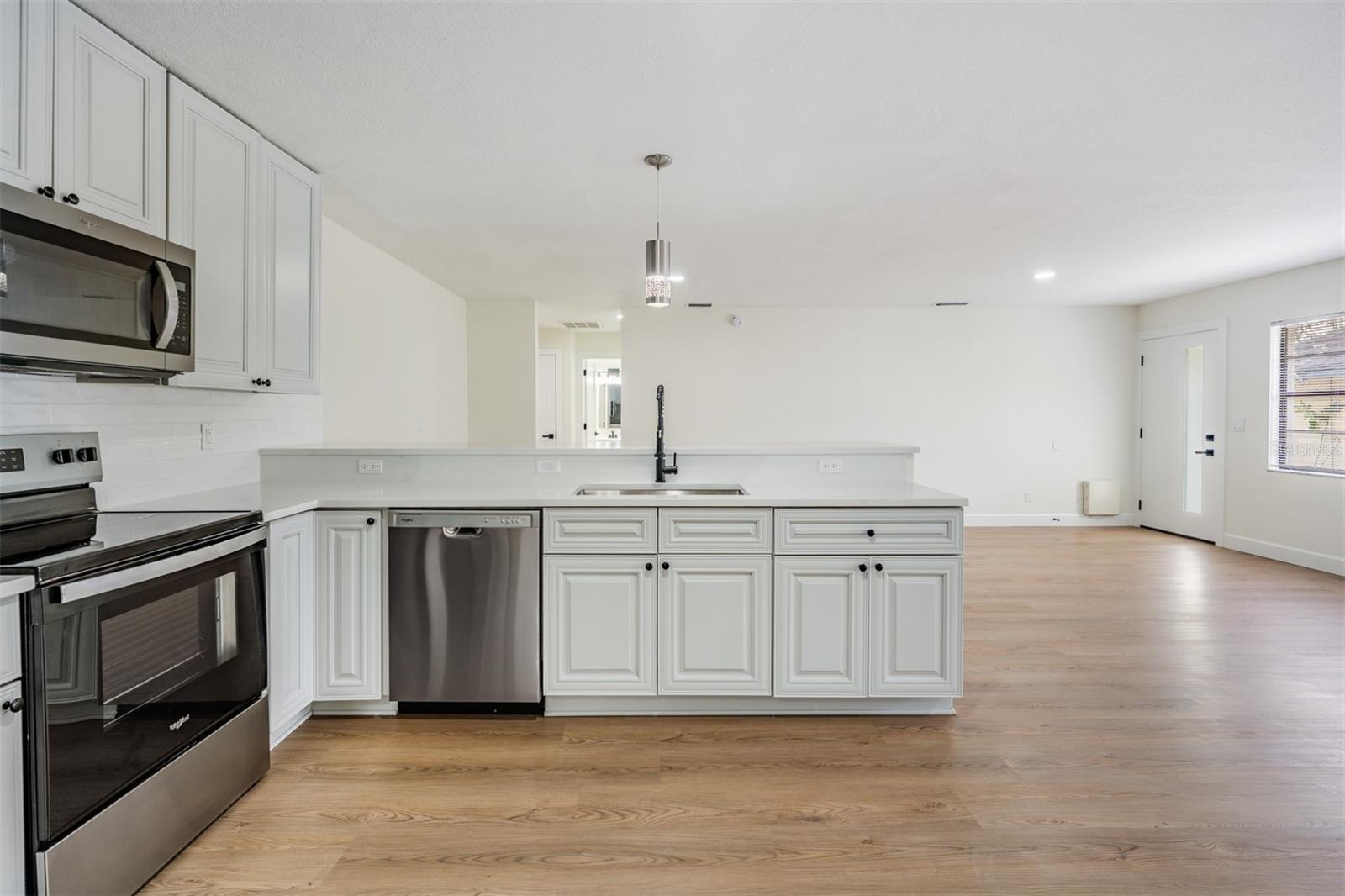 Image 6 of 25 For 8317 Marks Street A