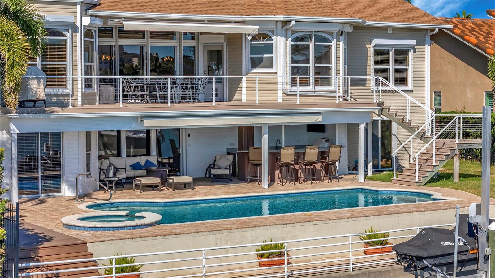 Listing photo id 10 for 5918 Skimmer Point Boulevard S