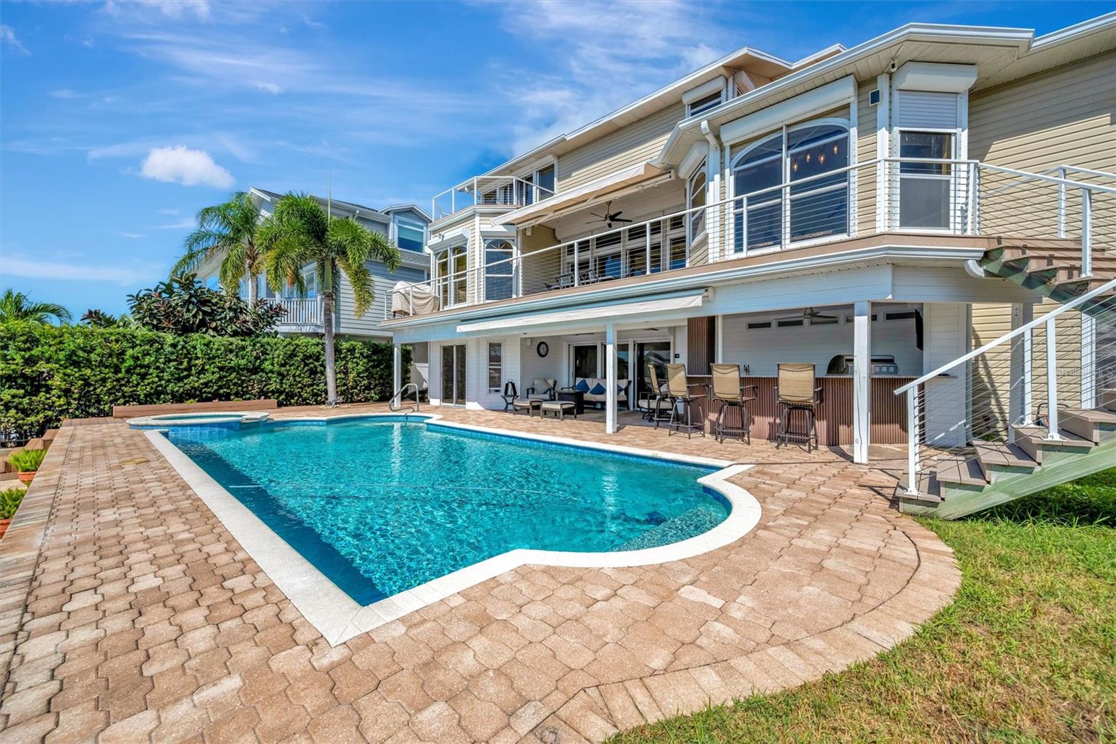 Listing photo id 28 for 5918 Skimmer Point Boulevard S