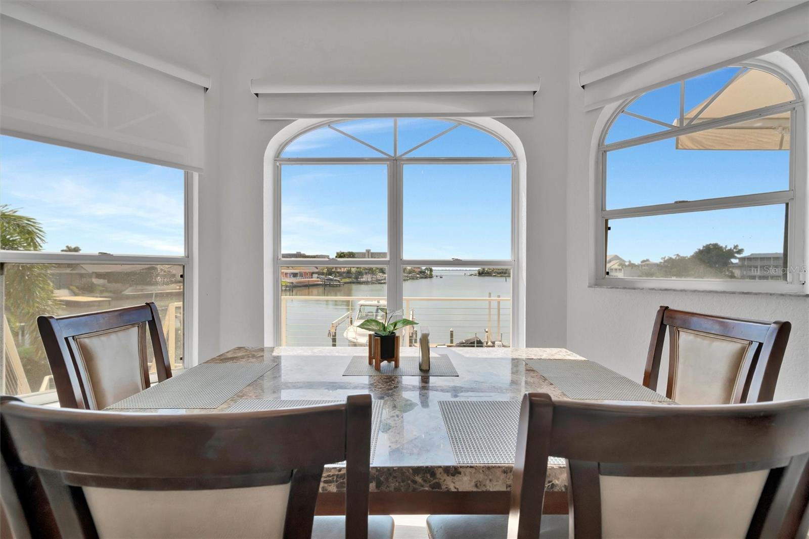 Listing photo id 42 for 5918 Skimmer Point Boulevard S