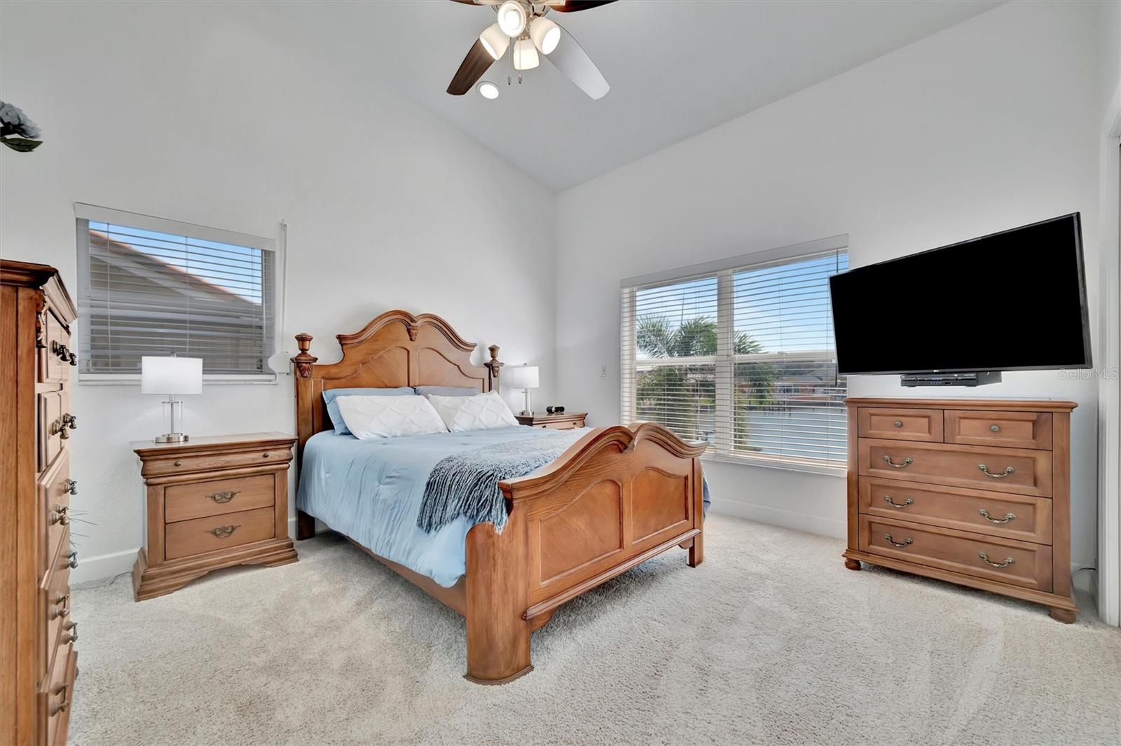 Listing photo id 48 for 5918 Skimmer Point Boulevard S