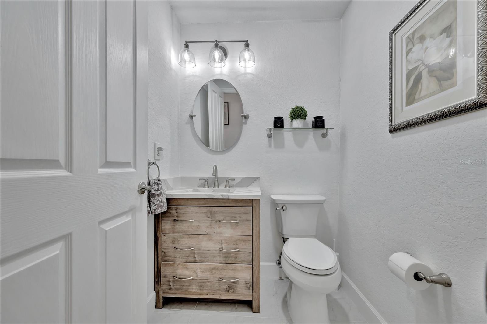 Listing photo id 58 for 5918 Skimmer Point Boulevard S