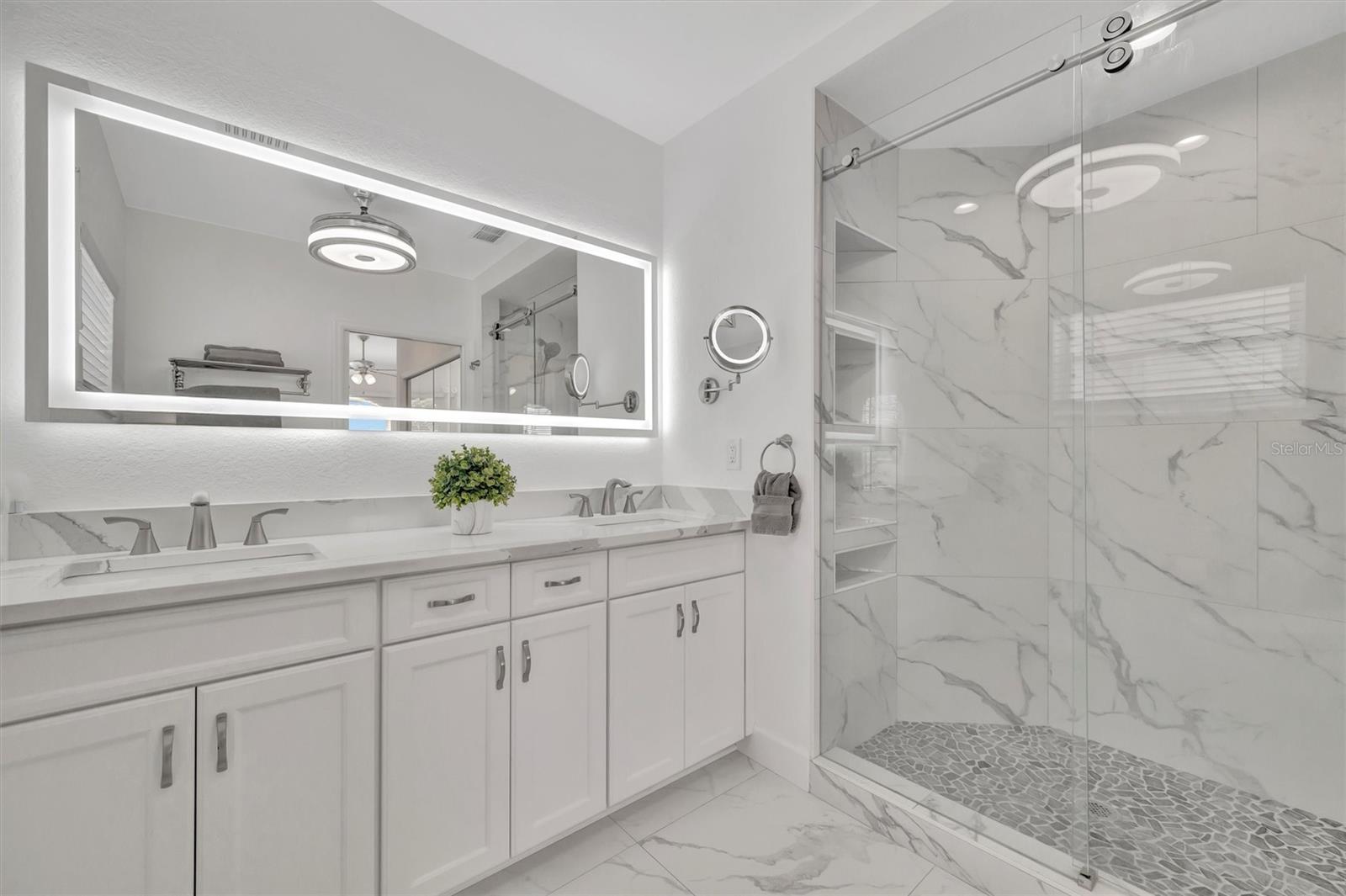 Listing photo id 68 for 5918 Skimmer Point Boulevard S