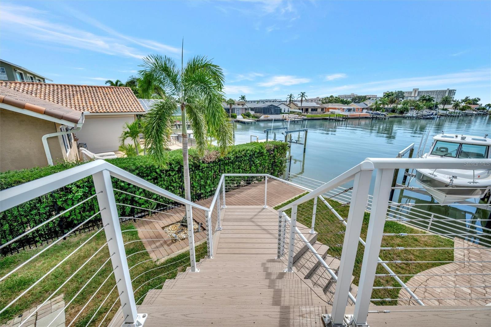 Listing photo id 71 for 5918 Skimmer Point Boulevard S