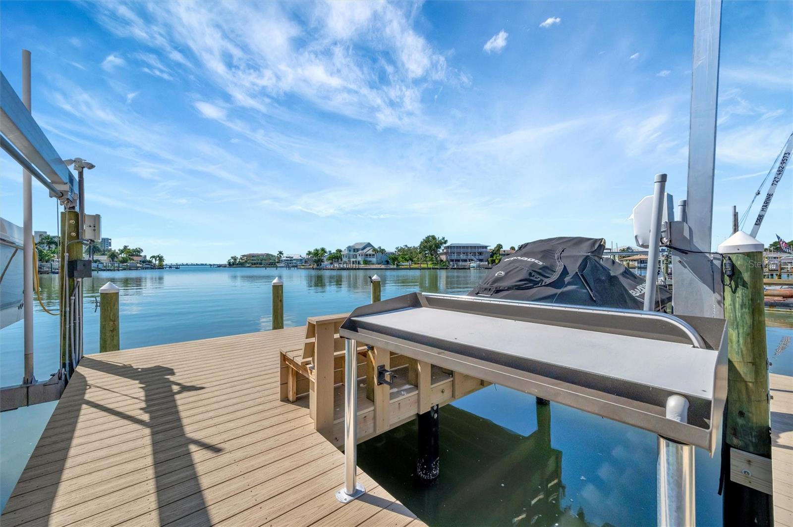 Listing photo id 88 for 5918 Skimmer Point Boulevard S