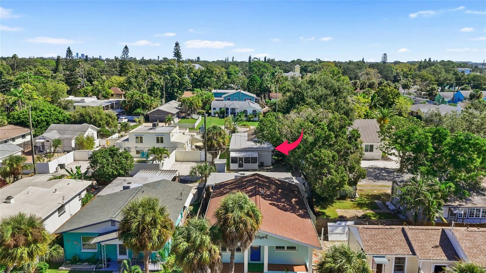 Image 25 of 31 For 2925 Clinton Street S