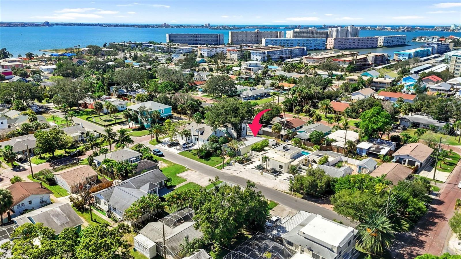 Image 29 of 31 For 2925 Clinton Street S