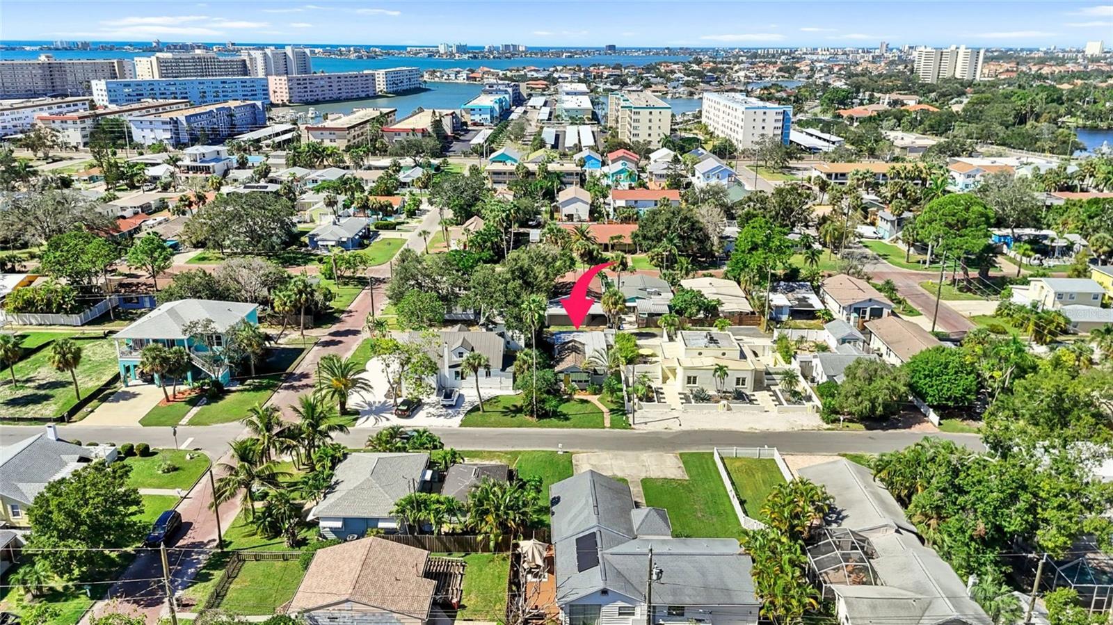 Image 30 of 31 For 2925 Clinton Street S