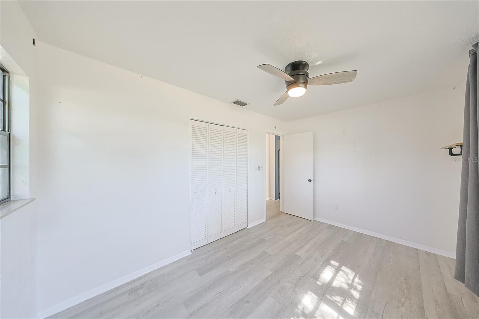 Image 18 of 49 For 1507 76th Avenue N