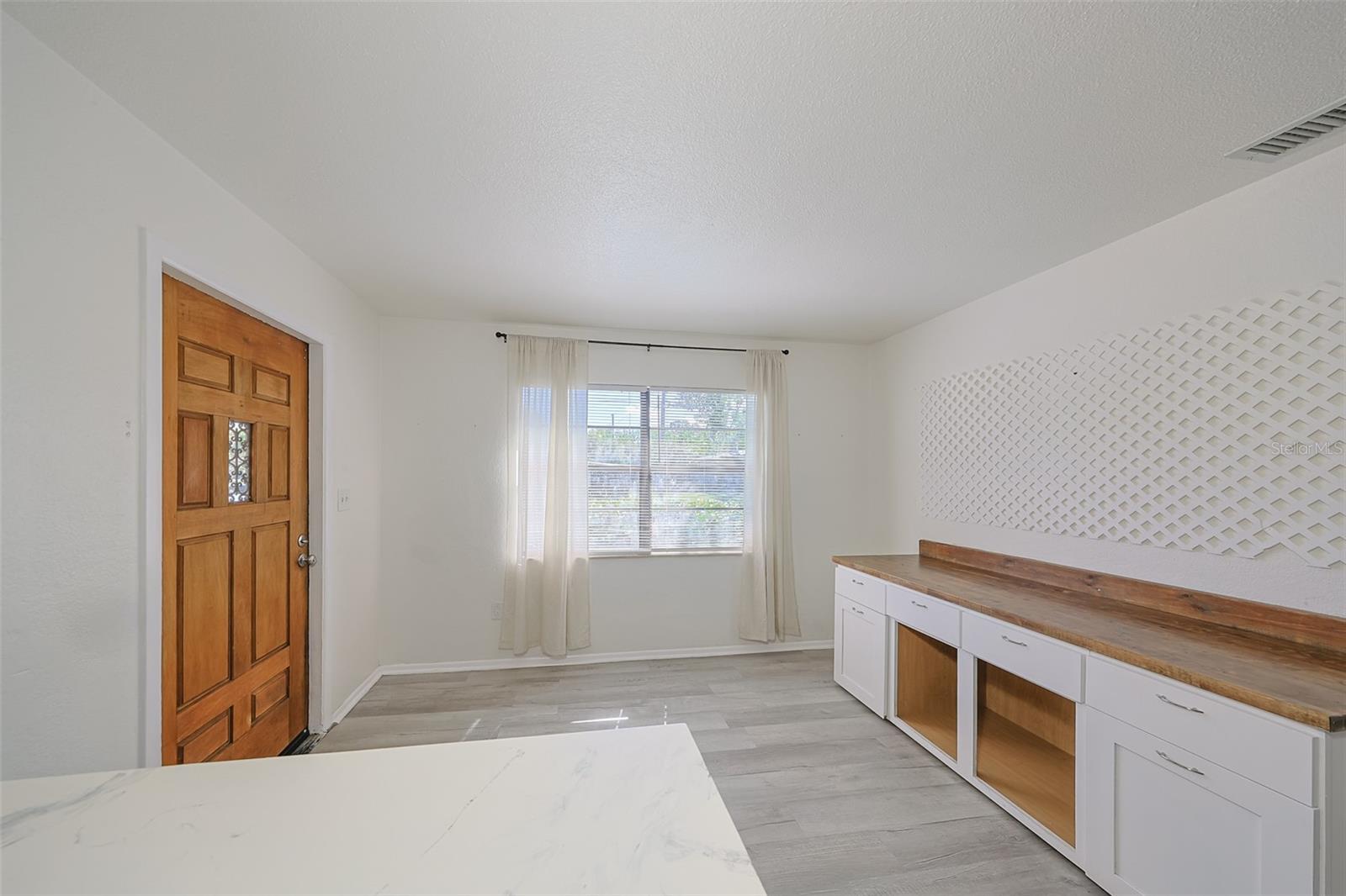 Image 6 of 49 For 1507 76th Avenue N