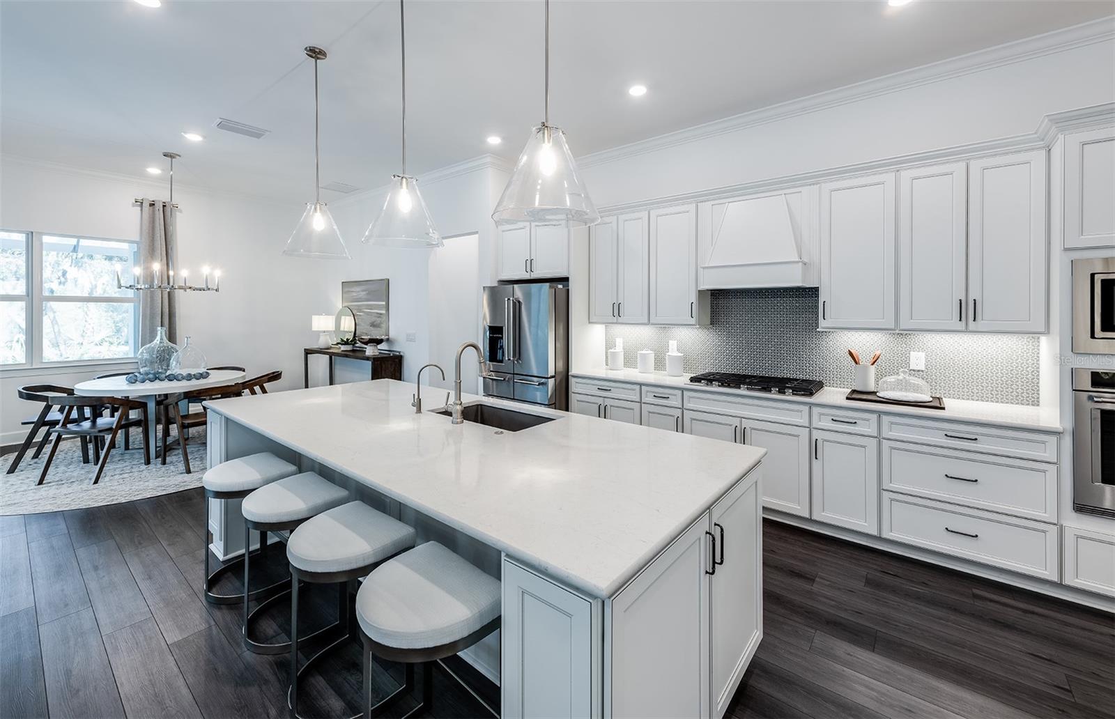 Image 3 of 27 For 26628 Bering Drive