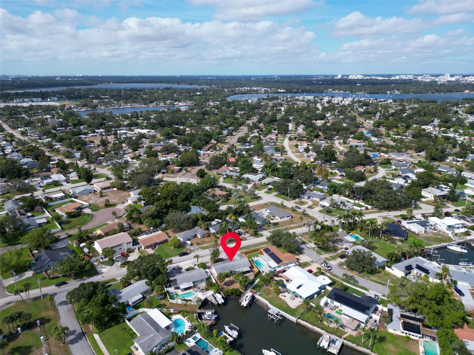 Image 17 of 18 For 4540 Beach Drive Se