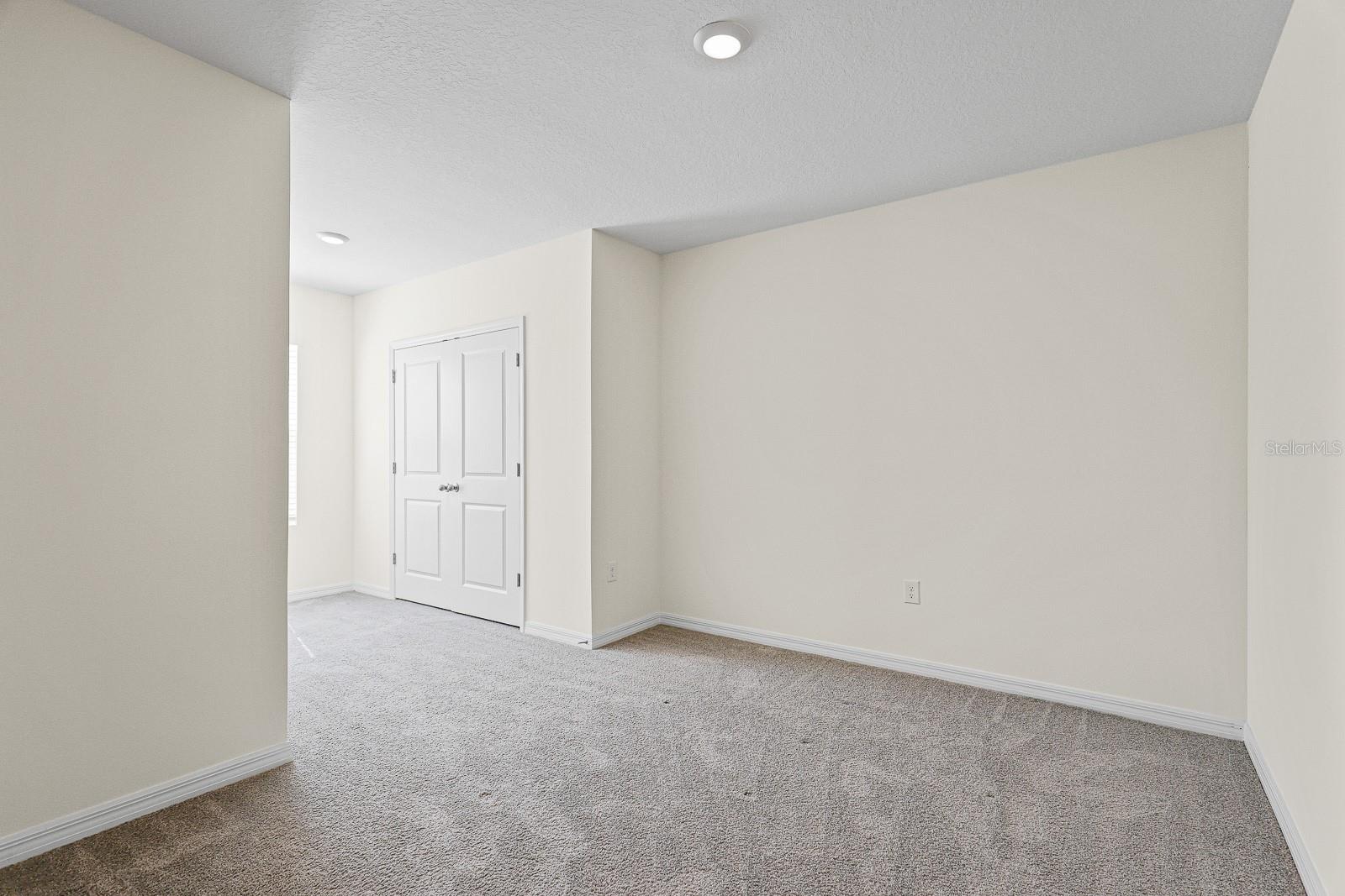 Image 16 of 36 For 176 Mangrove Shade Circle