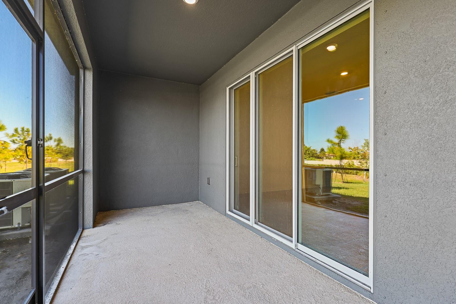 Image 23 of 36 For 176 Mangrove Shade Circle