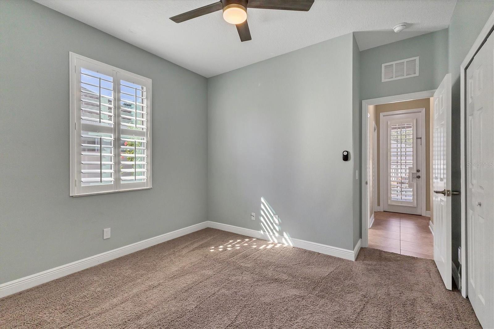 Listing photo id 48 for 9438 59th Street N