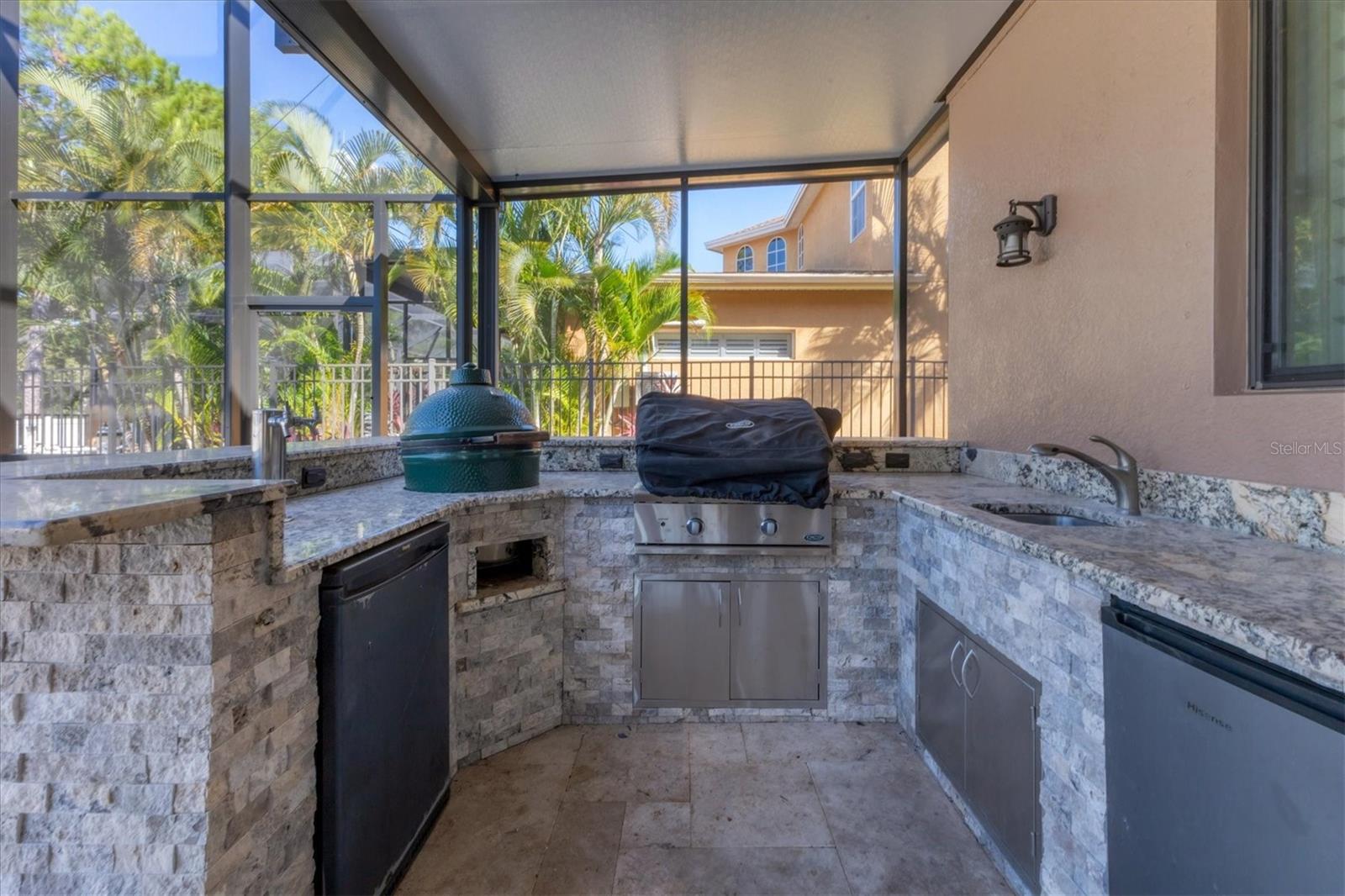 Listing photo id 53 for 9438 59th Street N
